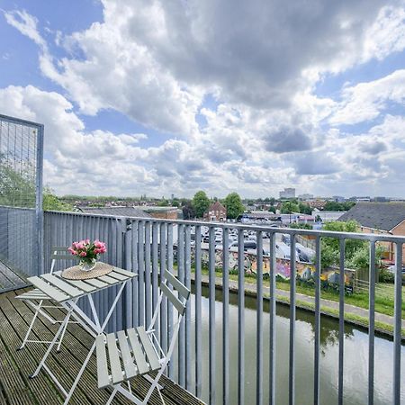 Coventry Large 4-Bed Townhouse By Empower Homes Екстериор снимка